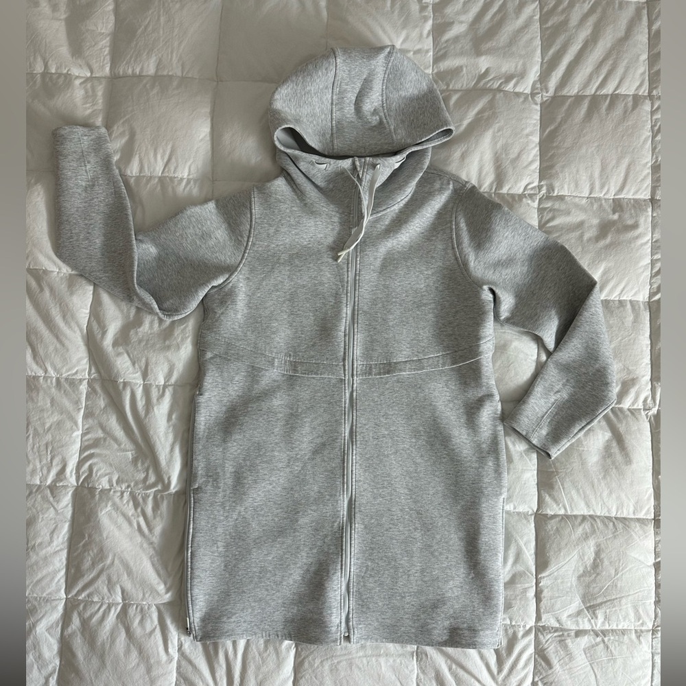 Lululemon Athletica Light Gray Hoodie